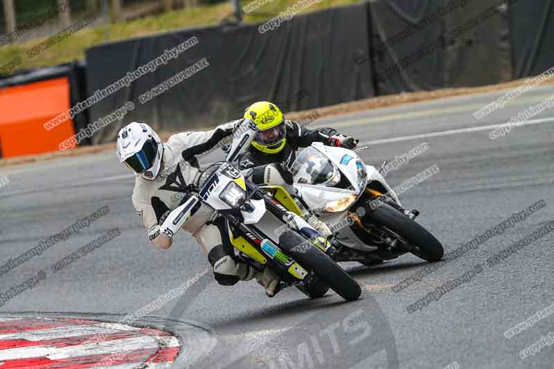 donington no limits trackday;donington park photographs;donington trackday photographs;no limits trackdays;peter wileman photography;trackday digital images;trackday photos